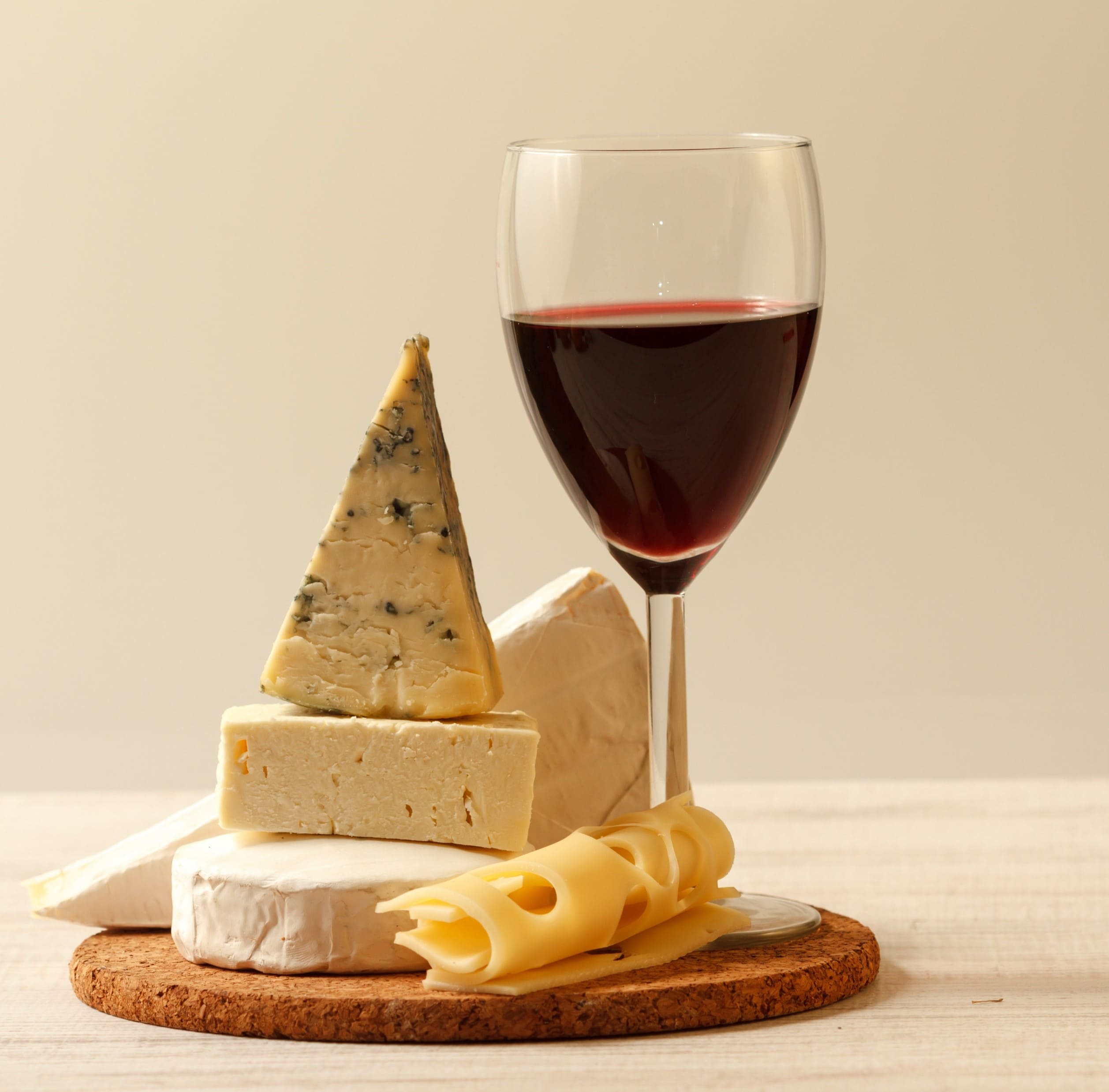 Вино и сыр сыр